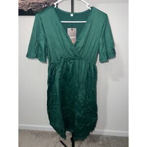 Green V-neck wrap dress short sleeves dress sz M